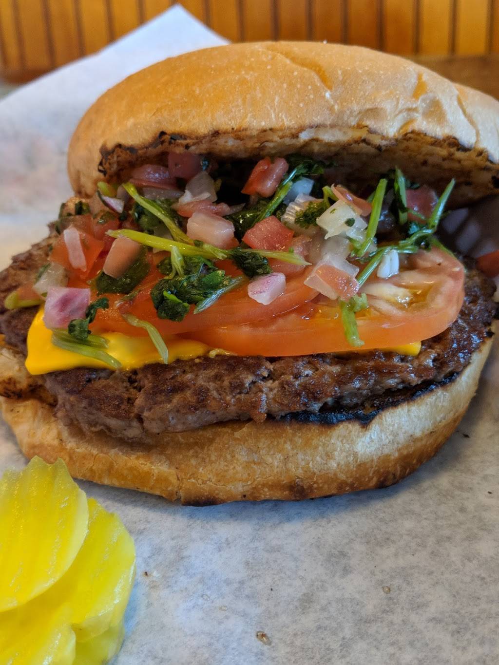 Gazeebo Burgers | restaurant | 6009 W Parker Rd, Plano, TX 75093, USA | 9723785531 OR +1 972-378-5531