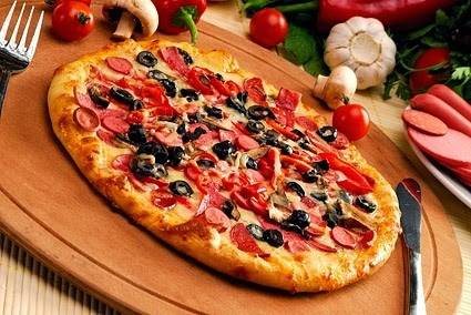 Oak Ridges Pizza House | meal delivery | 13071 Yonge St #26, Richmond Hill, ON L4E 1A8, Canada | 9057739442 OR +1 905-773-9442