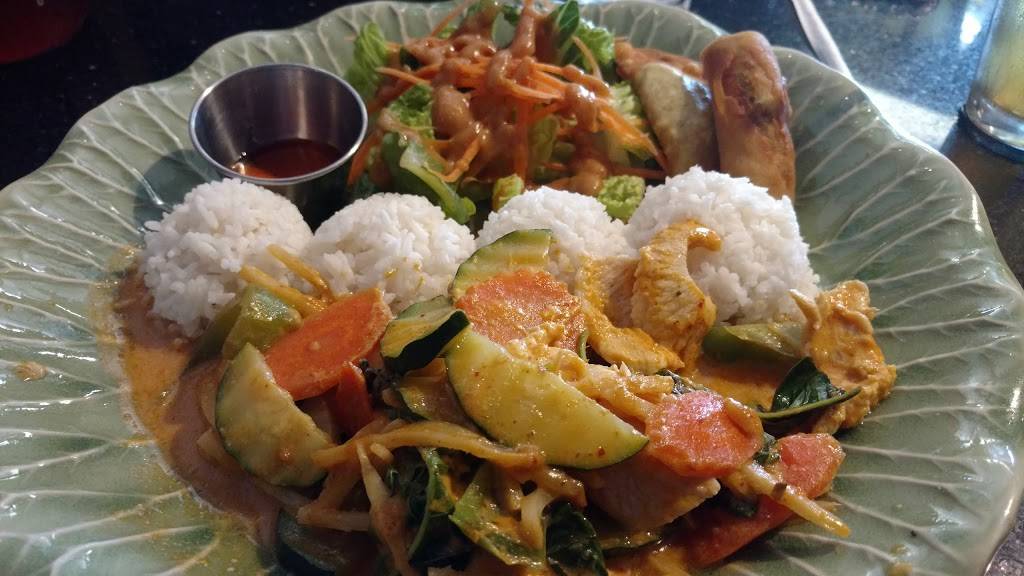 Meechai Thai Cuisine | restaurant | 3960 W Point Loma Blvd # F, San Diego, CA 92110, USA | 6192244871 OR +1 619-224-4871