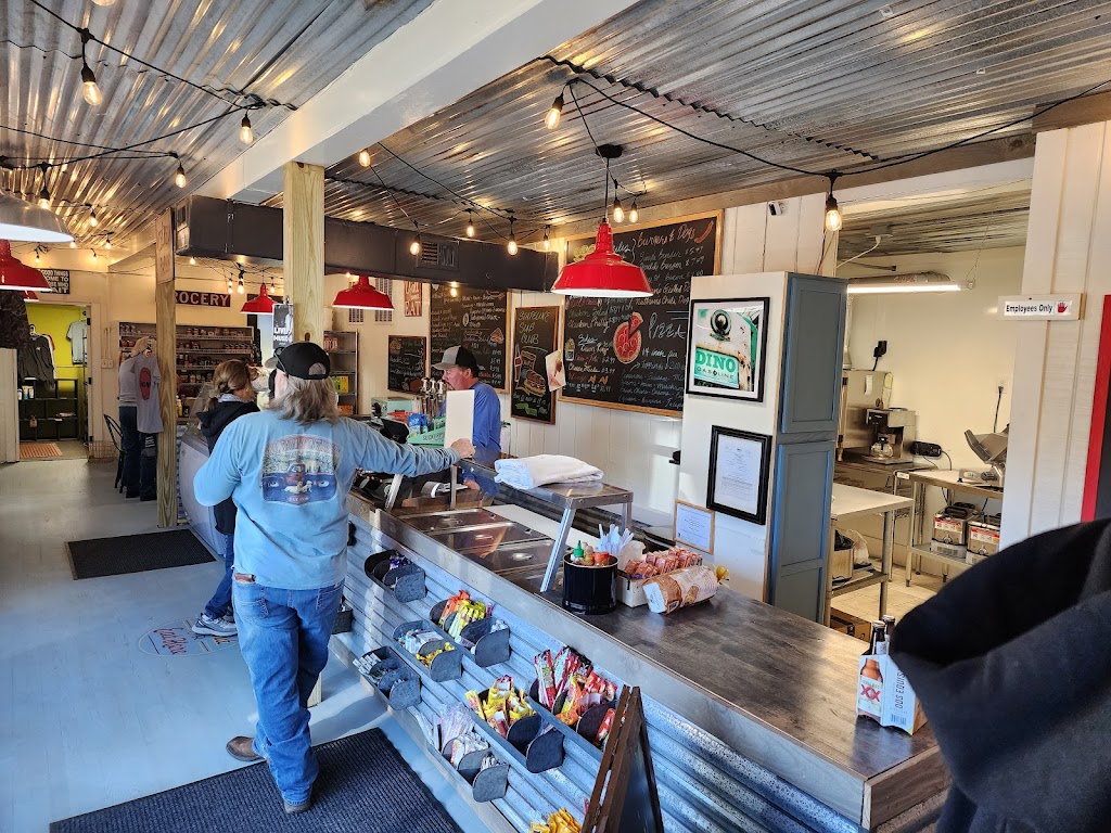 Stateline Outpost & Grub | restaurant | 3979 Jefferson Hwy, Mouth of Wilson, VA 24363, USA | 2765794562 OR +1 276-579-4562