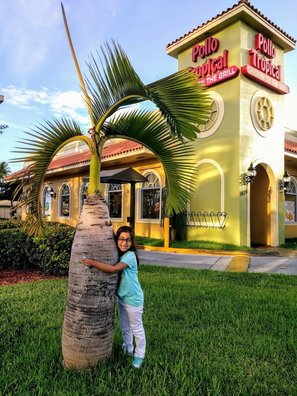 Pollo Tropical | restaurant | 1819 S Federal Hwy, Fort Lauderdale, FL 33316, USA | 9547642141 OR +1 954-764-2141