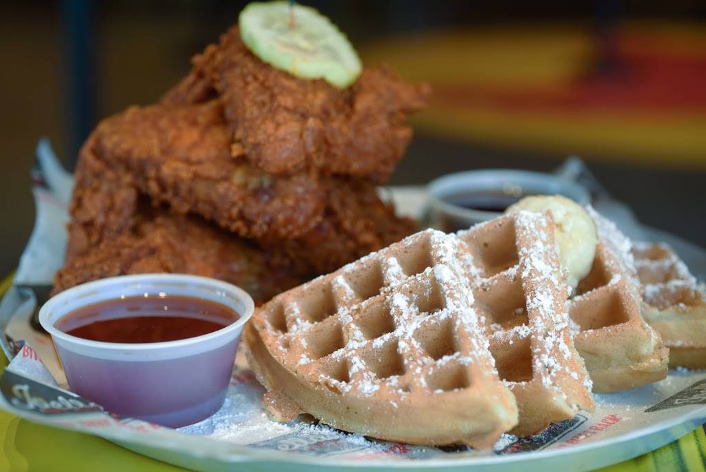 Joellas Broad Ripple | restaurant | 1072 Broad Ripple Ave, Indianapolis, IN 46220, USA | 3172597161 OR +1 317-259-7161