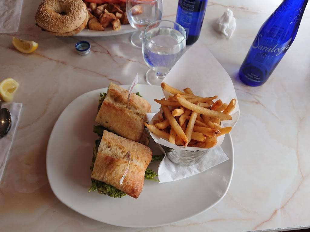 Silver Diner | restaurant | 12276 Rockville Pike, Rockville, MD 20852, USA | 3017702828 OR +1 301-770-2828