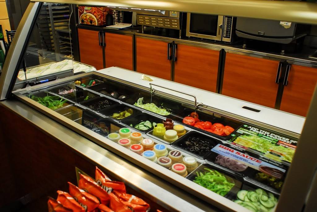 Subway | meal delivery | 2263 Fairview Rd, Costa Mesa, CA 92627, USA | 9496507599 OR +1 949-650-7599