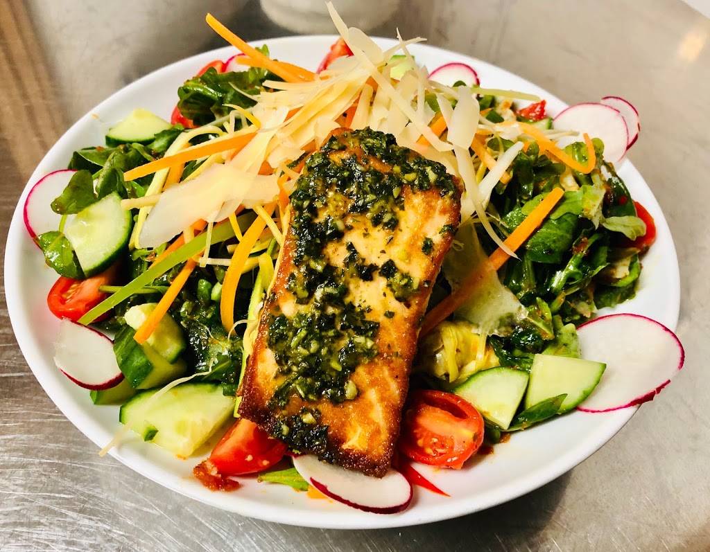 The Walker House | restaurant | 146 High St, Southampton, ON N0H 2L0, Canada | 5197972772 OR +1 519-797-2772