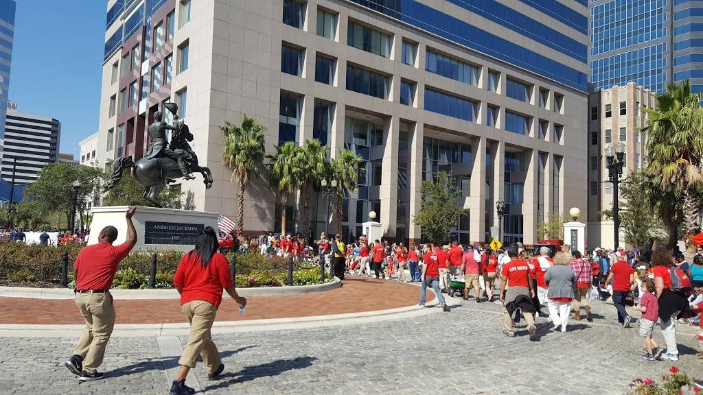 Jacksonville Landing | shopping mall | 2 W Independent Dr, Jacksonville, FL 32202, USA | 9043531188 OR +1 904-353-1188