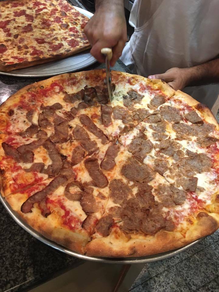 Carmelas Pizzeria | restaurant | 910 Hempstead Turnpike, Franklin Square, NY 11010, USA | 5164887884 OR +1 516-488-7884