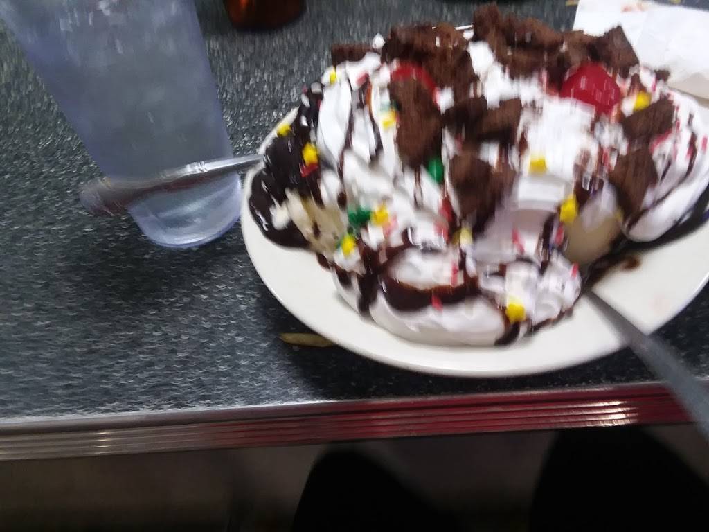 Buddys Diner | restaurant | 1725 Coburg Rd, Eugene, OR 97401, USA | 5413446583 OR +1 541-344-6583