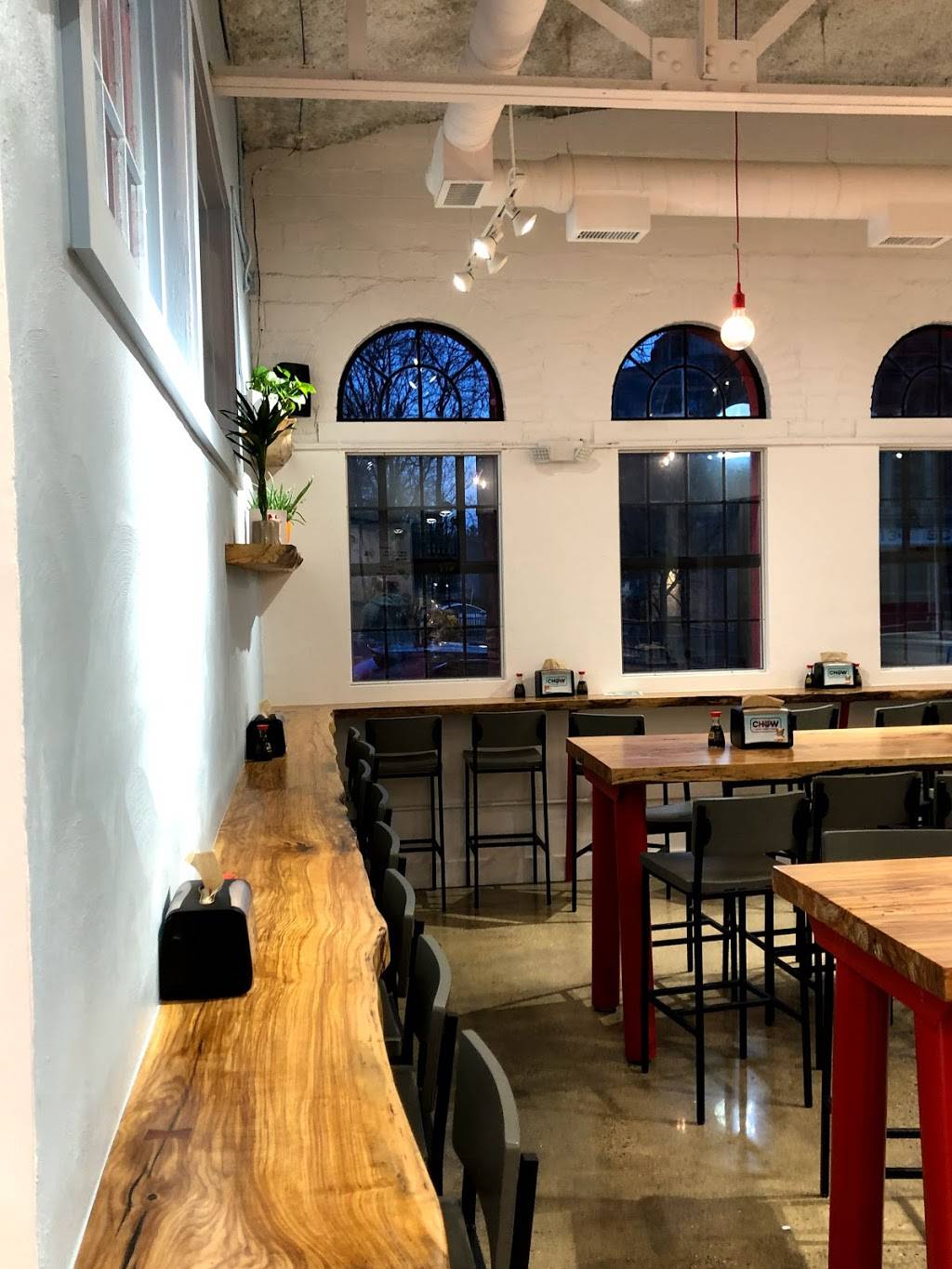 Chow Asian Street Food | restaurant | 208 W Liberty St, Ann Arbor, MI 48104, USA | 7343696942 OR +1 734-369-6942