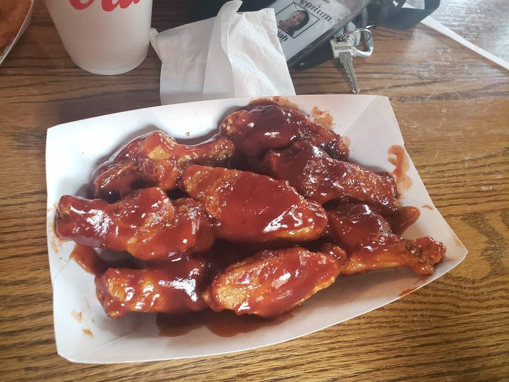 Fairleys Wings & More | restaurant | 631 Main St, Hattiesburg, MS 39401, USA | 6013369352 OR +1 601-336-9352