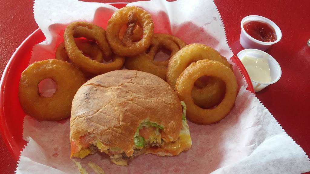 Yonah Burger | restaurant | 2051 Helen Hwy, Cleveland, GA 30528, USA | 7068654791 OR +1 706-865-4791