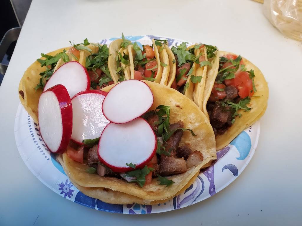 La Cascada | restaurant | 1401 Havana St, Aurora, CO 80010, USA | 7207500513 OR +1 720-750-0513