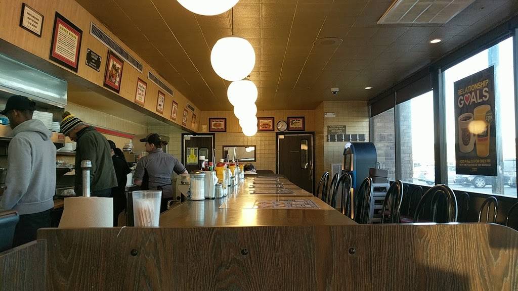 Waffle House | meal takeaway | 1988 ONeal Ln, Baton Rouge, LA 70816, USA | 2257569692 OR +1 225-756-9692