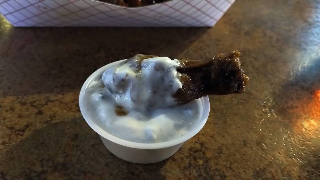 Wide World of Wings | restaurant | 5729 Tower Ave, Superior, WI 54880, USA | 7153921342 OR +1 715-392-1342