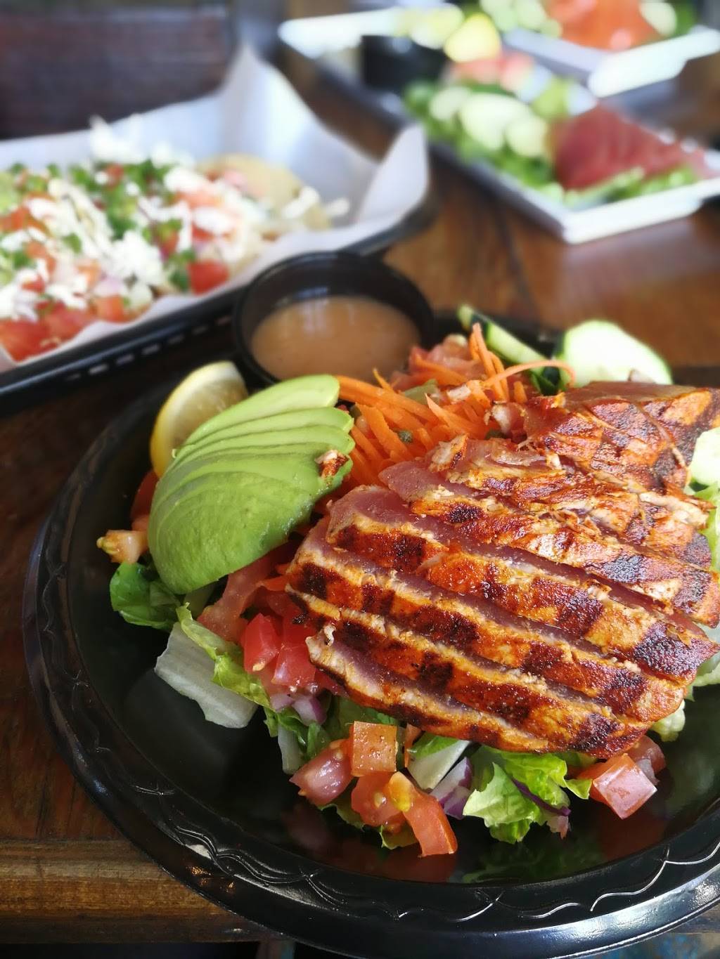 Blue Water Seafood Market & Grill | restaurant | 3667 India St, San Diego, CA 92103, USA | 6194970914 OR +1 619-497-0914