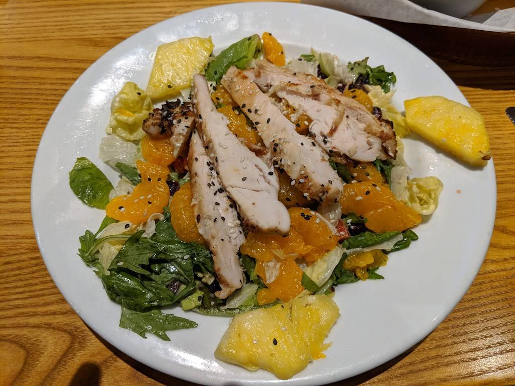 Chilis Grill & Bar | restaurant | 638 Stillwater Ave, Bangor, ME 04401, USA | 2079475770 OR +1 207-947-5770