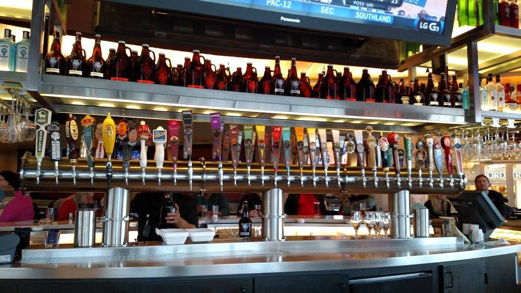 BJs Restaurant & Brewhouse | restaurant | 8027 Leesburg Pike #100, Vienna, VA 22182, USA | 7033567305 OR +1 703-356-7305