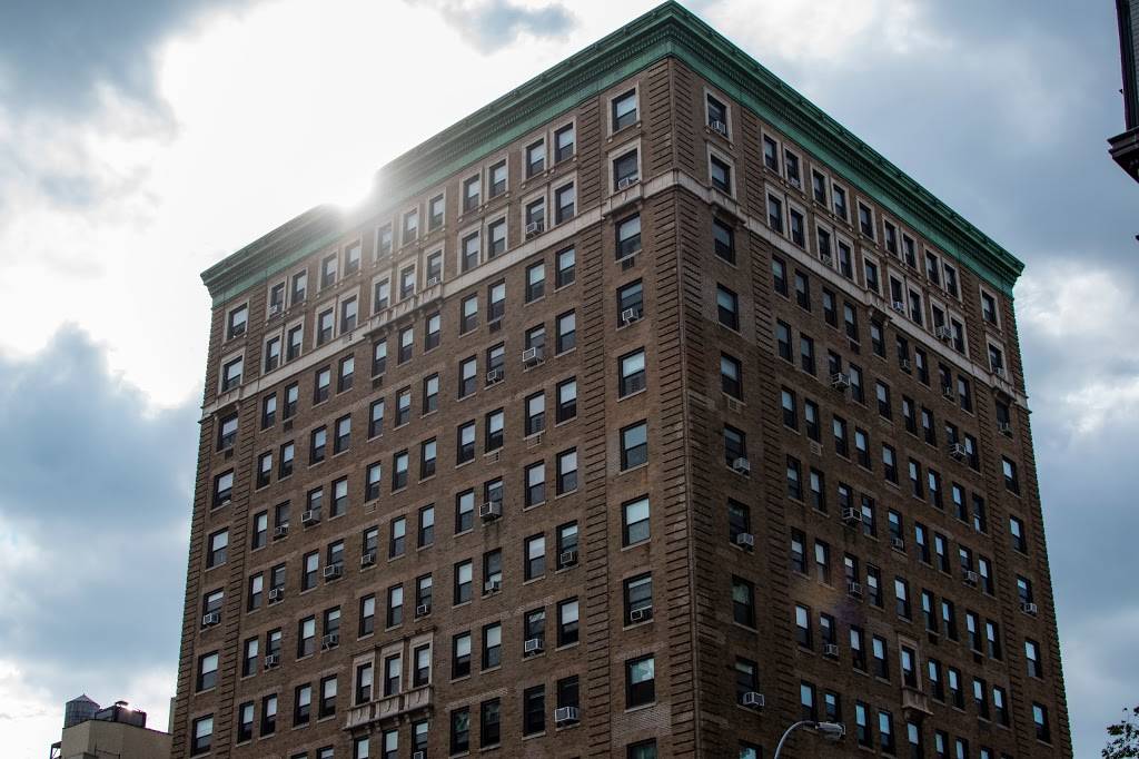 Chipotle Mexican Grill | restaurant | 2843 Broadway, New York, NY 10025, USA | 2122221712 OR +1 212-222-1712