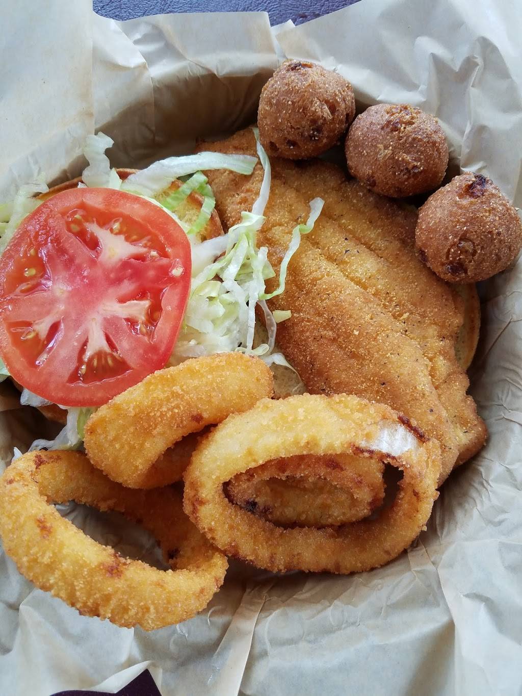 Harbor Grille | restaurant | 2932 Louisville Boatdock Rd, Louisville, TN 37777, USA | 8659849001 OR +1 865-984-9001