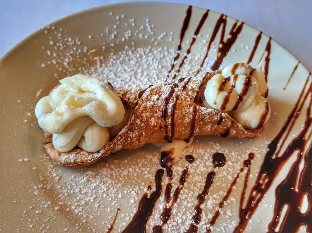 Da Vincis | restaurant | 2968 N Center St, Hickory, NC 28601, USA | 8283286101 OR +1 828-328-6101