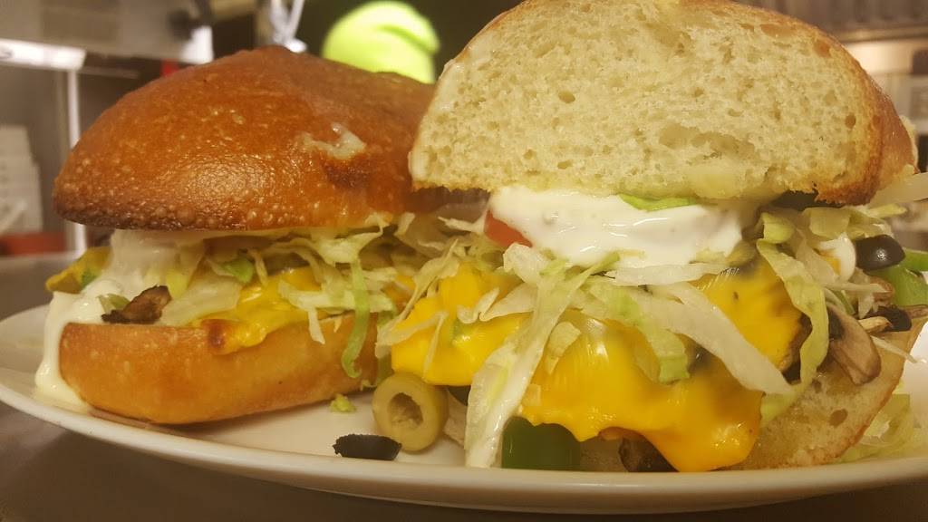 East Bremer Diner | restaurant | 117 E Bremer Ave, Waverly, IA 50677, USA | 3193522455 OR +1 319-352-2455