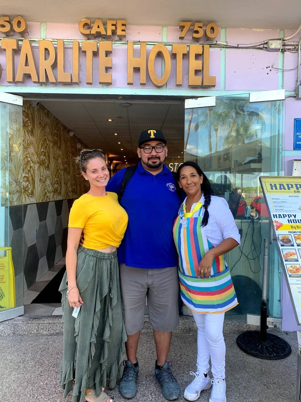Starlite Cafe | restaurant | 750 Ocean Dr, Miami Beach, FL 33139, USA | 3055342161 OR +1 305-534-2161