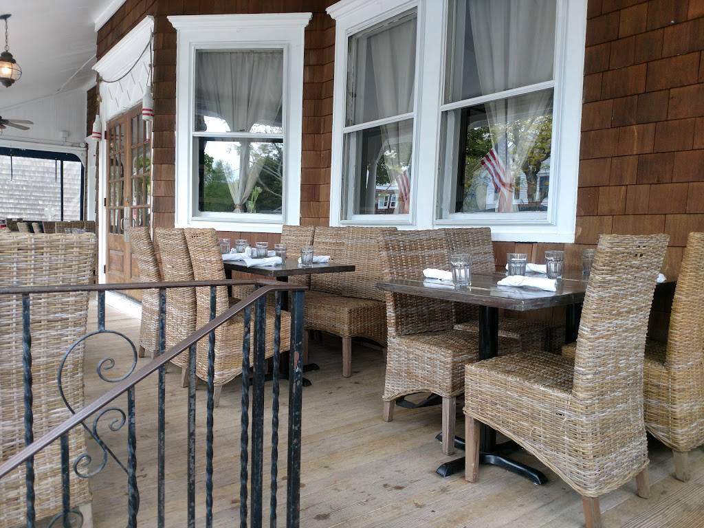 PORTERS on the lane | restaurant | 19 Bellport Ln, Bellport, NY 11713, USA | 6318036067 OR +1 631-803-6067