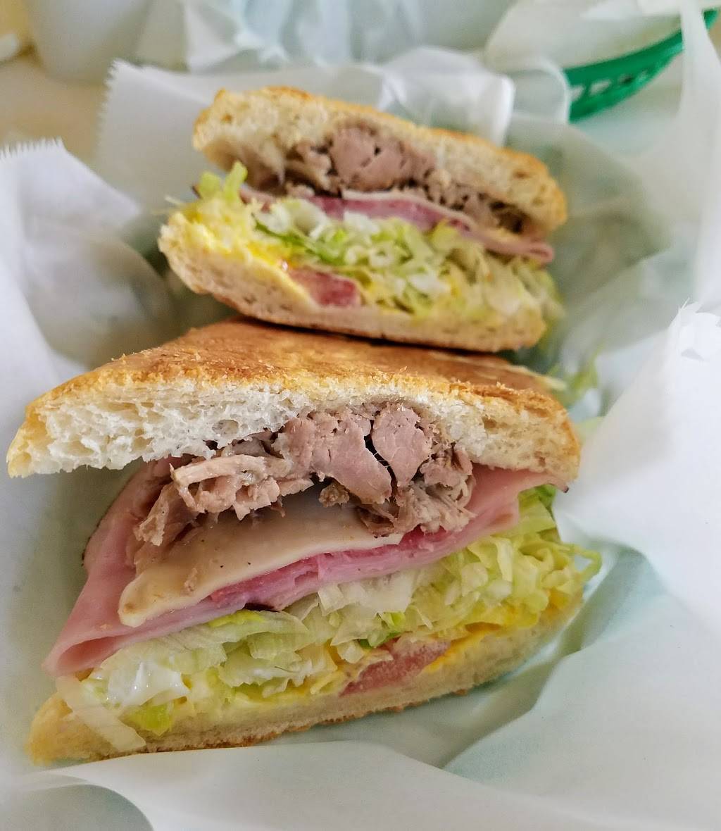 La Bamba Restaurant | restaurant | 4815 W Laurel St, Tampa, FL 33607, USA | 8132872575 OR +1 813-287-2575