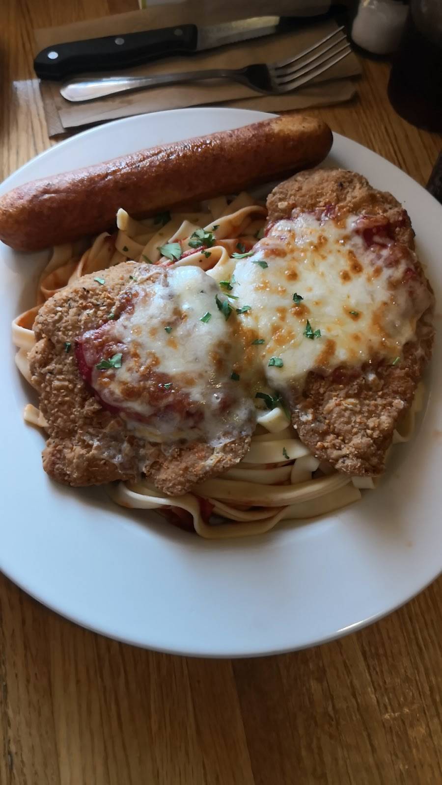 Applebees Grill + Bar | restaurant | 101 N Northern Way, York, PA 17402, USA | 7177558681 OR +1 717-755-8681