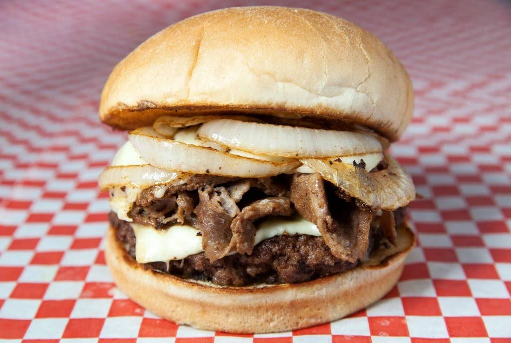 Grandstand Burgers Paola | restaurant | 812 S Silver St, Paola, KS 66071, USA | 9135944258 OR +1 913-594-4258