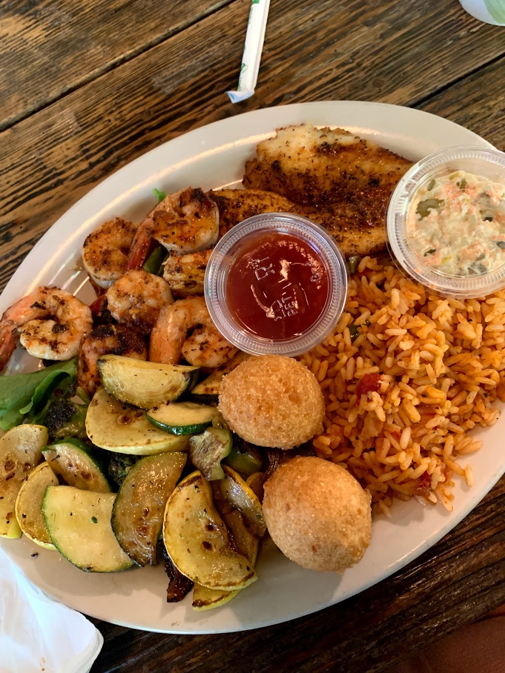 T W Graham & Co | restaurant | 810 Pinckney St, McClellanville, SC 29458, USA | 8438874342 OR +1 843-887-4342