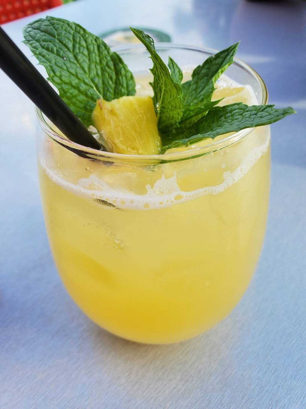 Boston Pizza | restaurant | 5 Carlson Ct, Etobicoke, ON M9W 6A2, Canada | 4166799320 OR +1 416-679-9320