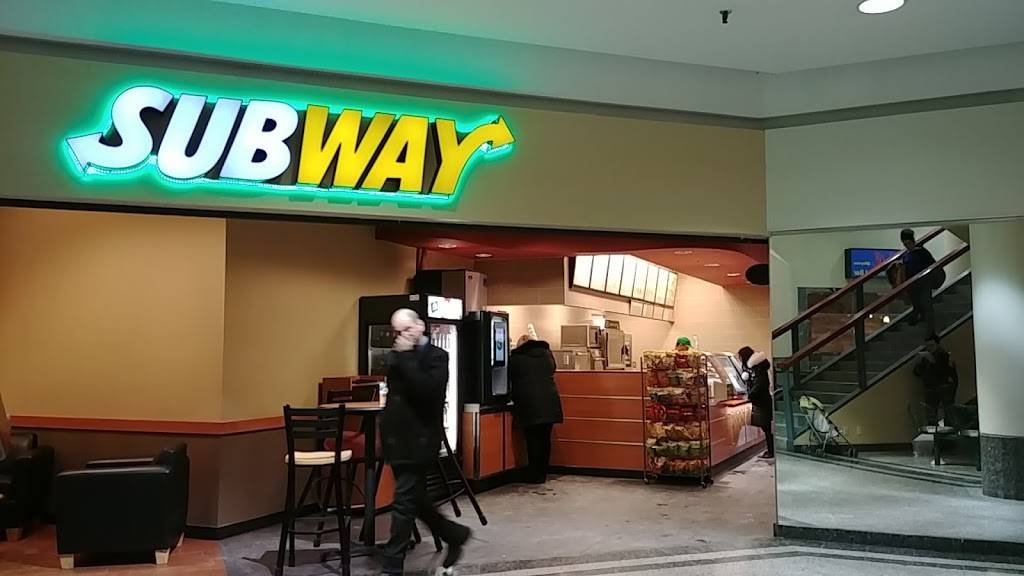 Subway | restaurant | Thornhill Square, 300 John St Unit 139, Thornhill, ON L3T 5W4, Canada | 9055976782 OR +1 905-597-6782