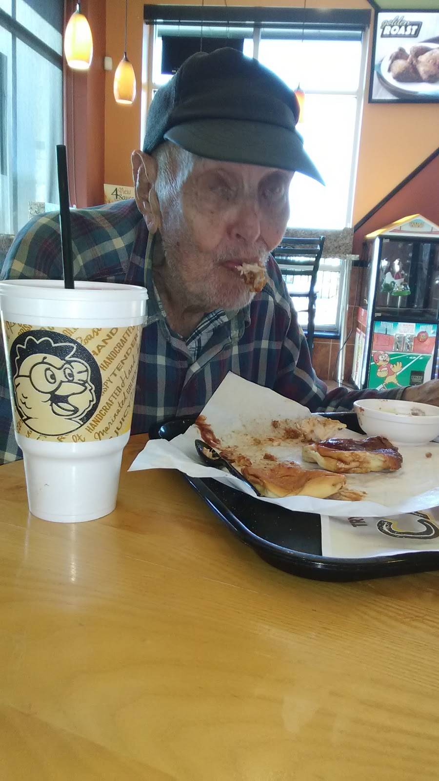 Golden Chick | meal takeaway | 14427 US-87, La Vernia, TX 78121, USA | 8307792184 OR +1 830-779-2184