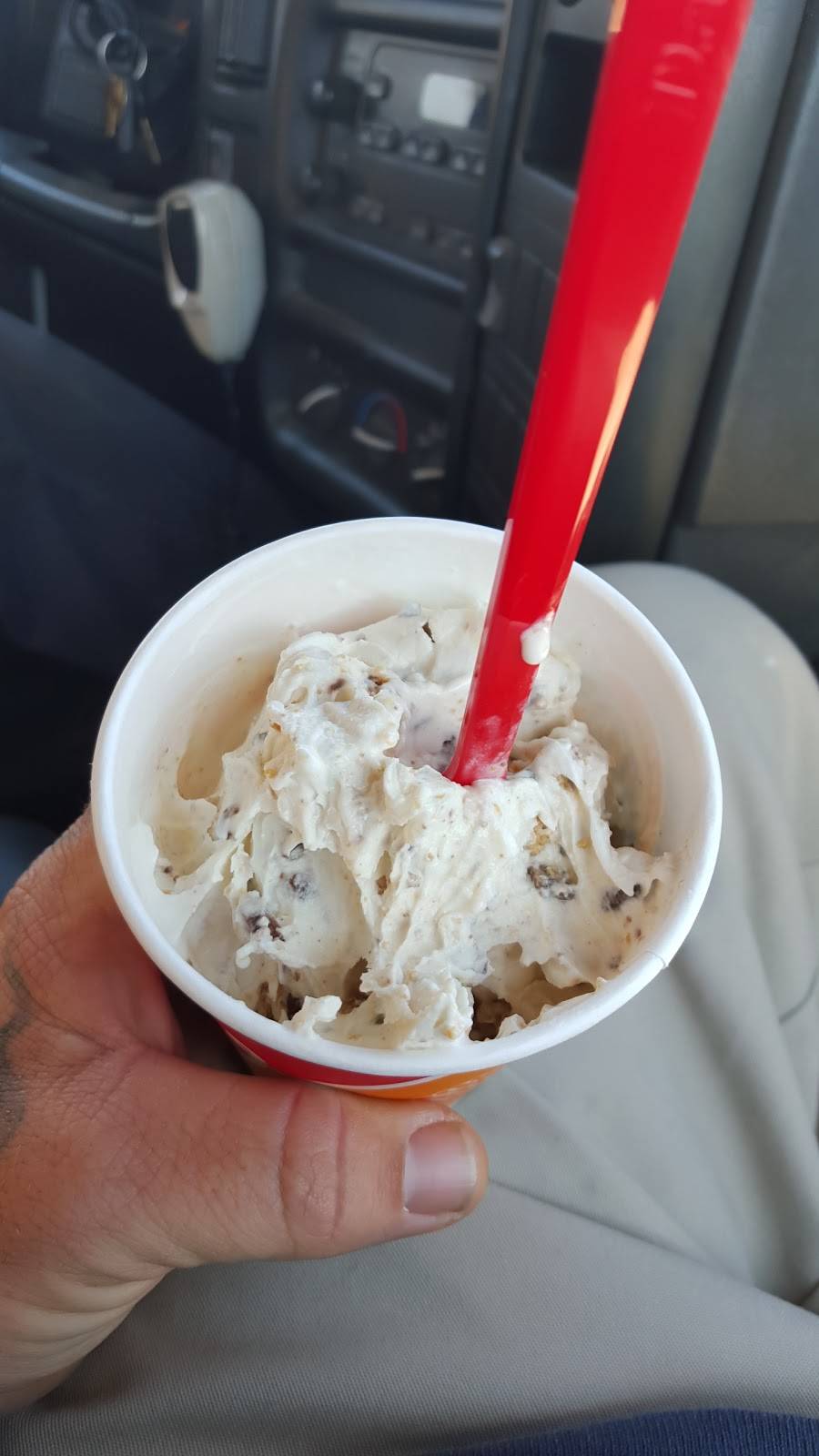 Dairy Queen Store | restaurant | 1609 Atlantic Ave, Virginia Beach, VA 23451, USA | 7574225108 OR +1 757-422-5108