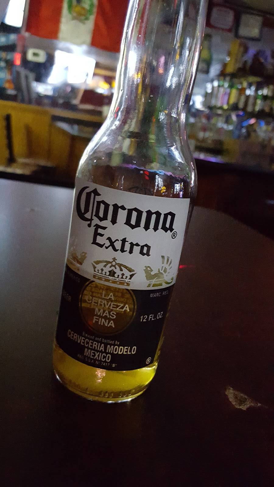 Huguitos Restaurant & Bar | restaurant | 19 White St, West Orange, NJ 07052, USA | 9737364121 OR +1 973-736-4121