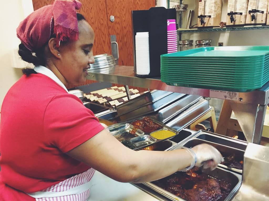 Addis Ethiopian Cuisine | restaurant | 200 N Main St, Fairfield, IA 52556, USA | 6412337134 OR +1 641-233-7134