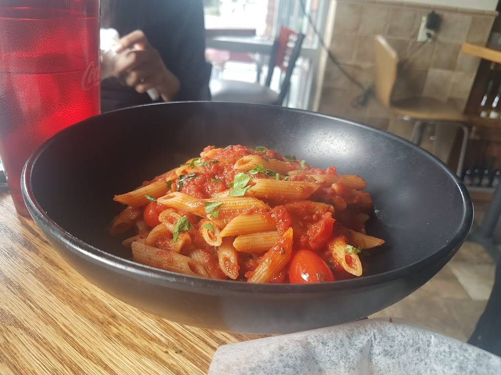 Piccolo Trattoria Italian Restaurant | restaurant | 455 Main St, New York, NY 10044, USA | 2127532300 OR +1 212-753-2300