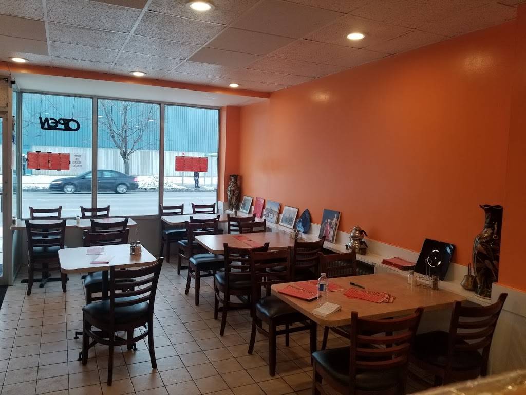 Leziz Kitchen | restaurant | 418 Horner Ave, Etobicoke, ON M8W 2A4, Canada | 4162599838 OR +1 416-259-9838