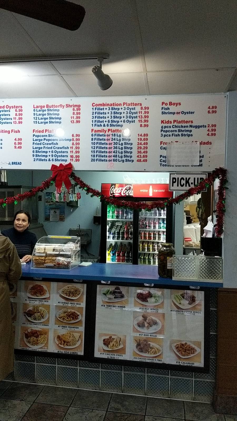 T Js Seafood | restaurant | 7110 Cameron Rd, Austin, TX 78752, USA | 5124699038 OR +1 512-469-9038