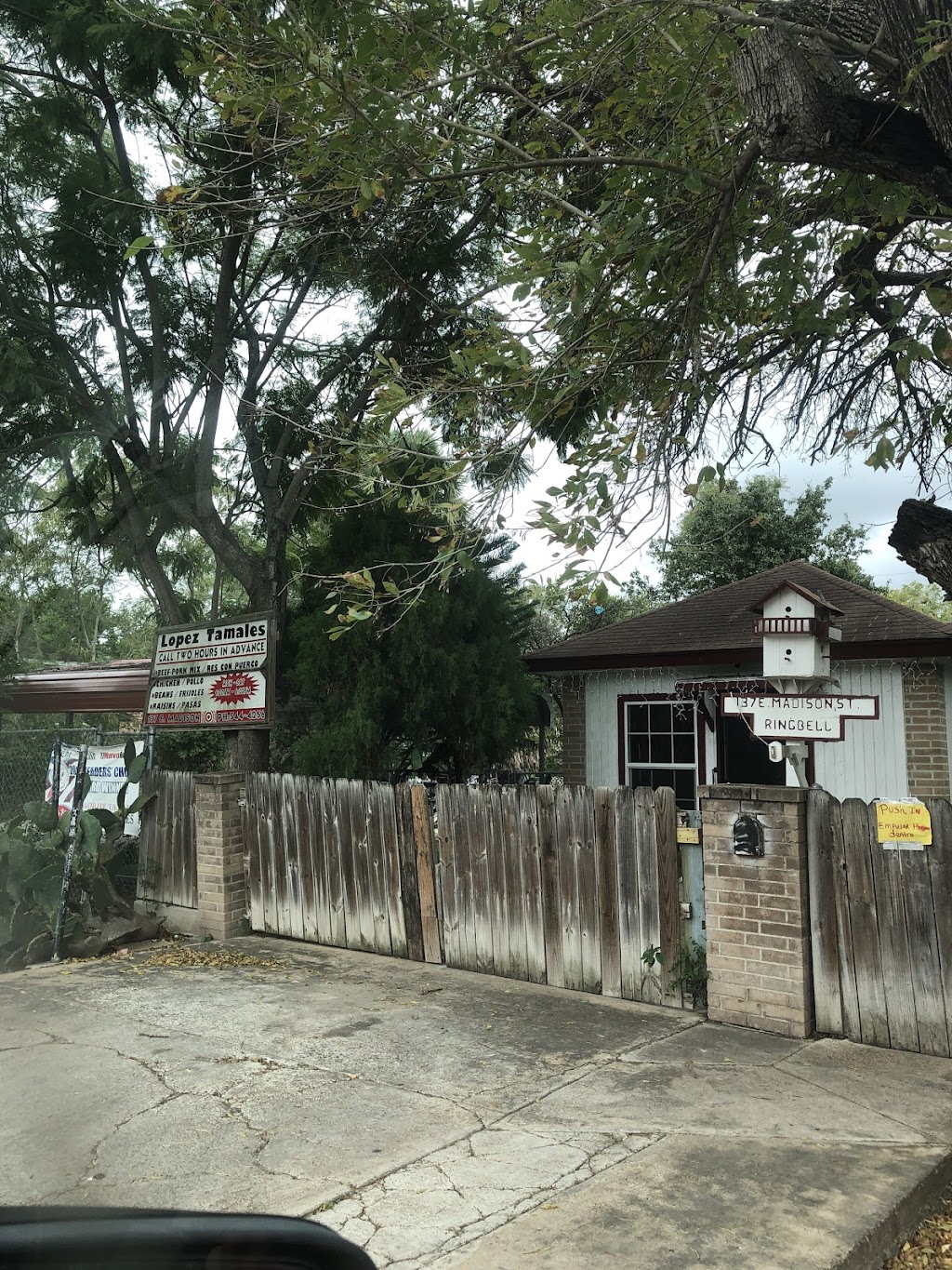 Lopez Tamales | restaurant | 137 E Madison St, Brownsville, TX 78520, USA | 9565444256 OR +1 956-544-4256