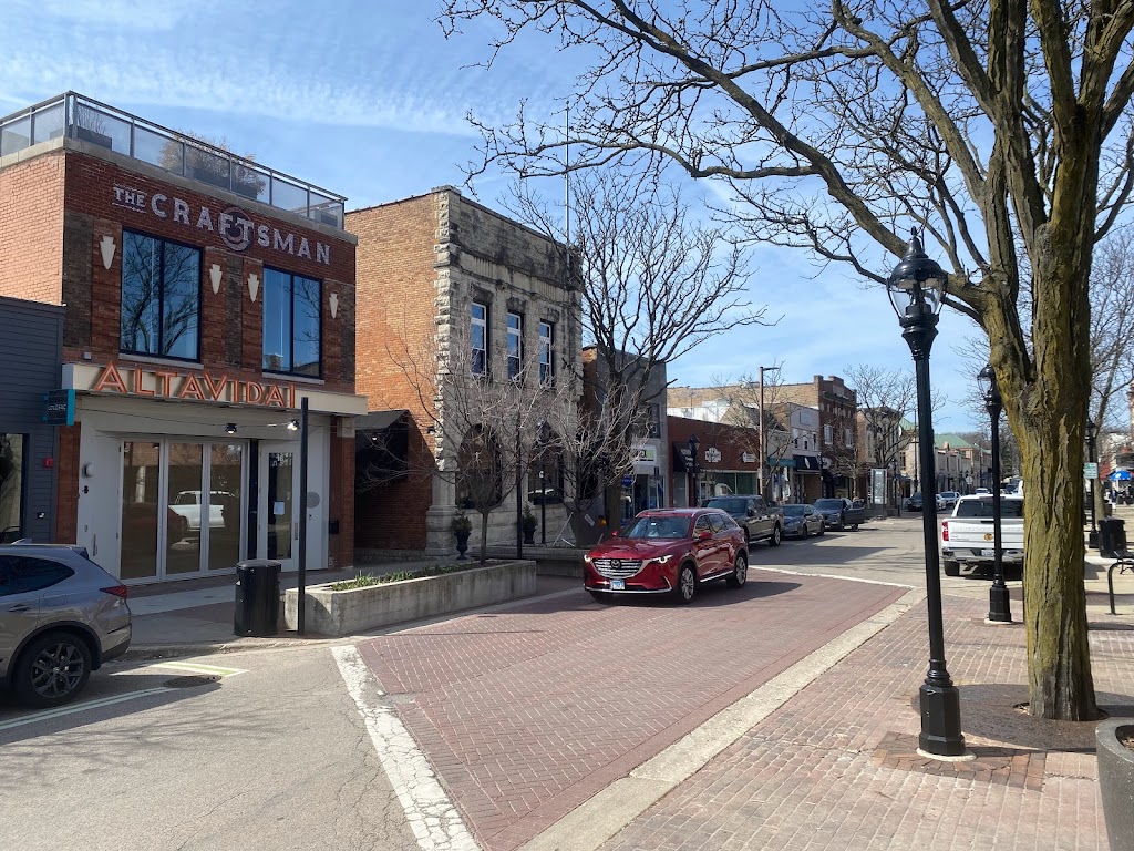 AltaVida | restaurant | 16 W Jefferson Ave, Naperville, IL 60540, USA | 7082993136 OR +1 708-299-3136