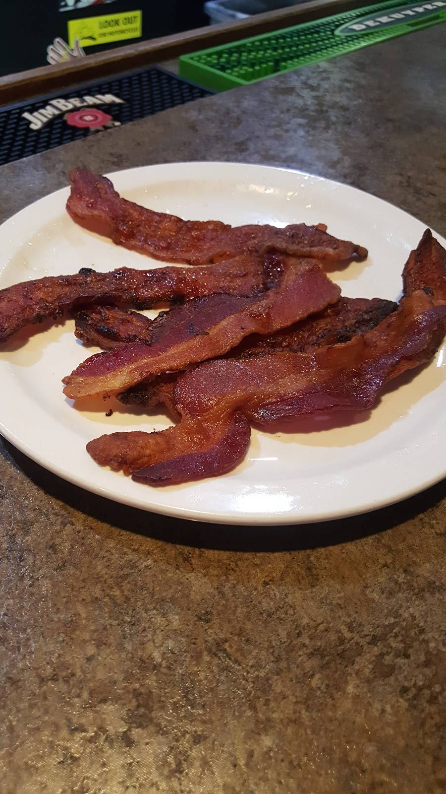 World Famous Iron Horse Saloon | restaurant | 13468 Main Market Rd, Burton, OH 44021, USA | 4408341718 OR +1 440-834-1718