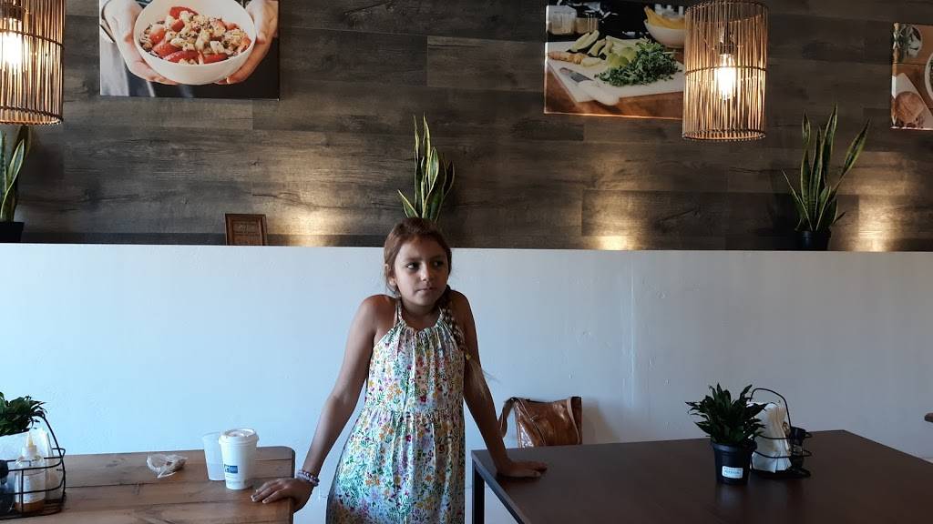 Living Foods | restaurant | 809 College Hill Rd, Oxford, MS 38655, USA | 6622344443 OR +1 662-234-4443