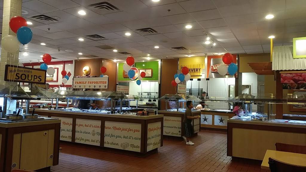 HomeTown Buffet | restaurant | 1804 S Mooney Blvd, Visalia, CA 93277, USA | 5597333660 OR +1 559-733-3660