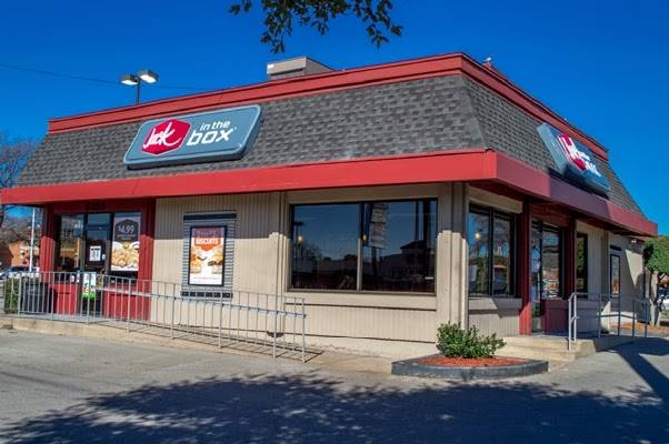 Jack in the Box | restaurant | 6355 E Mockingbird Ln, Dallas, TX 75214, USA | 2148267320 OR +1 214-826-7320