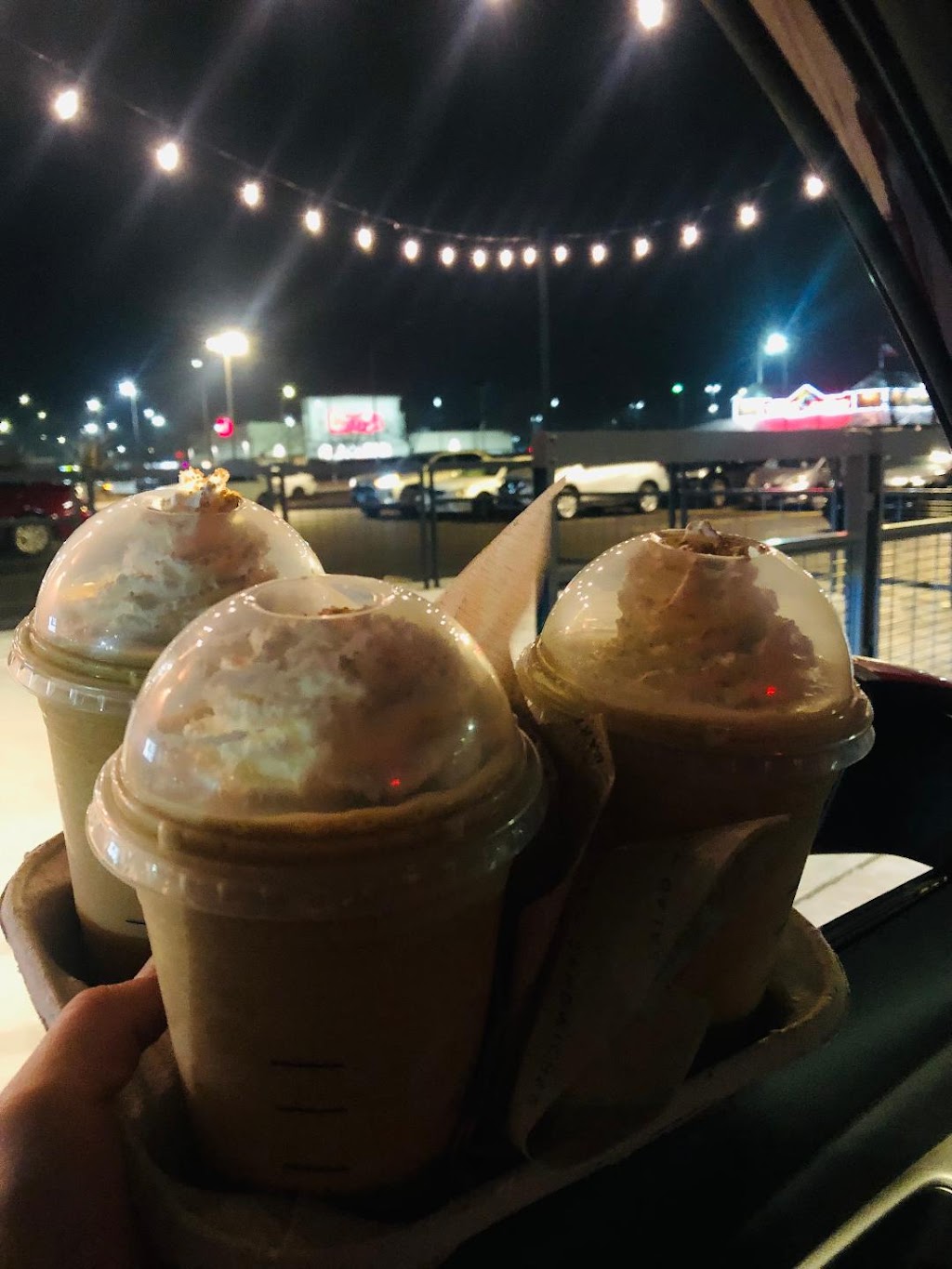 Starbucks | cafe | 3064 Plainfield Rd, Joliet, IL 60431, USA | 8158462555 OR +1 815-846-2555