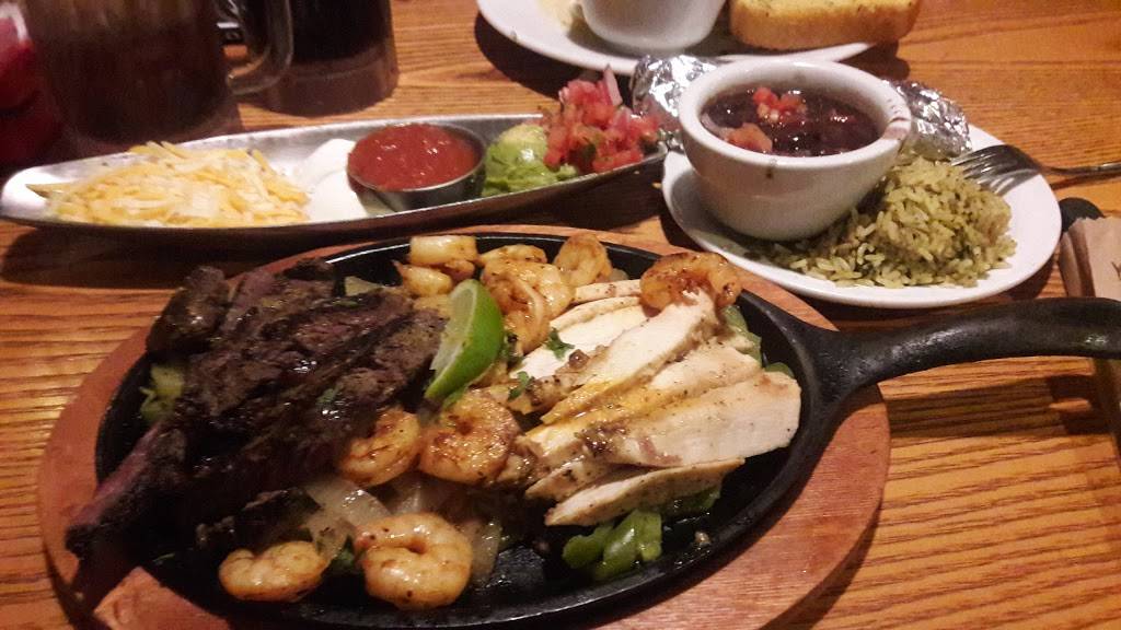 Chilis Grill & Bar | meal takeaway | 475 E Hospitality Ln, San Bernardino, CA 92408, USA | 9098856167 OR +1 909-885-6167