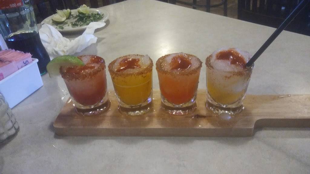 Las Sabrosas en Bandera | restaurant | 1105 Bandera Rd, San Antonio, TX 78228, USA | 2104321324 OR +1 210-432-1324