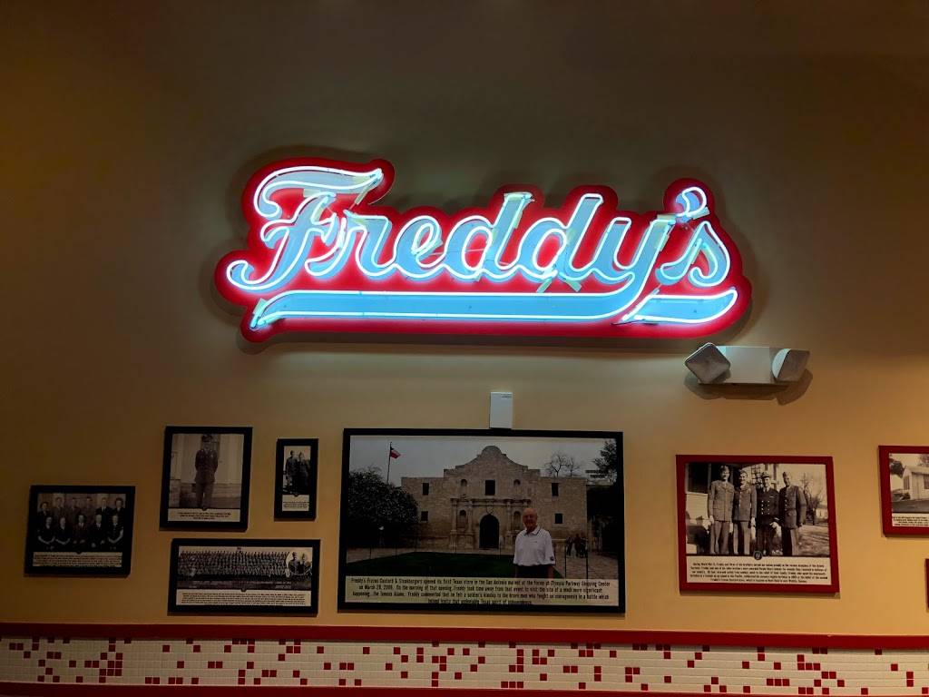 Freddys Frozen Custard & Steakburgers | restaurant | 5210 S 136th St, Omaha, NE 68137, USA | 4029052821 OR +1 402-905-2821